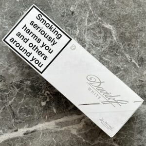 Davidoff White 🍂 ‣ Duty Free Price ‣ Only 5€👍
